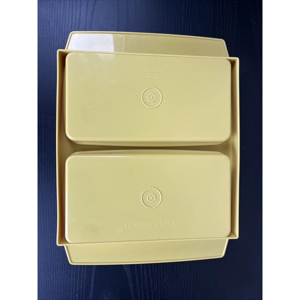 Tupperware vintage 723